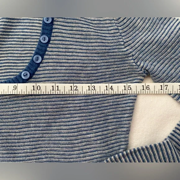 💯%Cotton, Soft, Lightweight and Comfy! Blue Striped, Hooded, Scoopneck Sweater - Picture 6 of 12